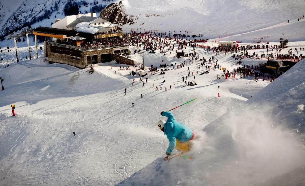 Studio Plein Centre Cauterets 0*,