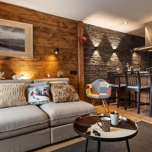 https://arc-1950-exclusive-ski-in-ski-out-apartment.hotels-rhonealpes.com
